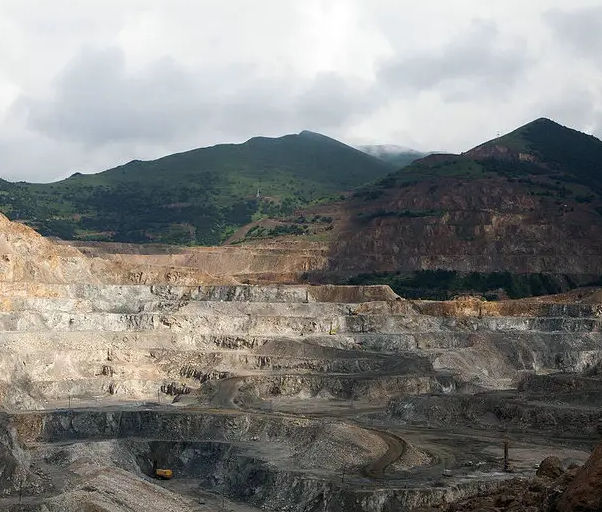 在2022年第三季度中，菲律宾的镍矿产量减少
