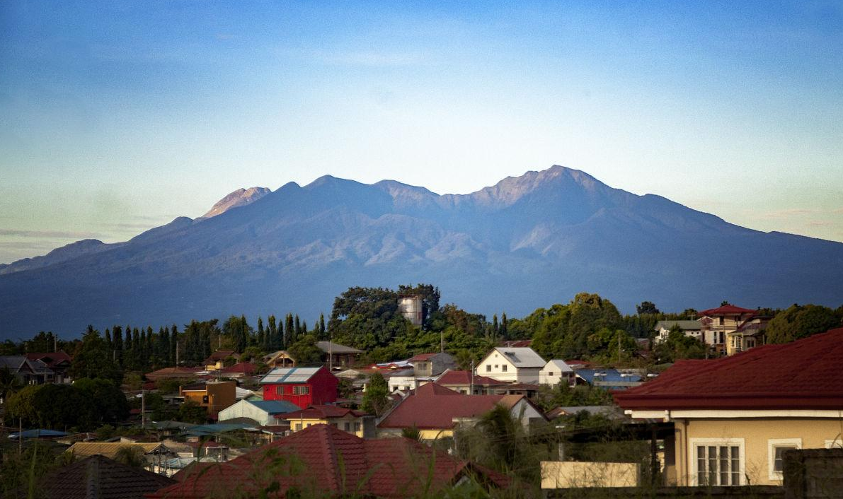 菲律宾火山全景