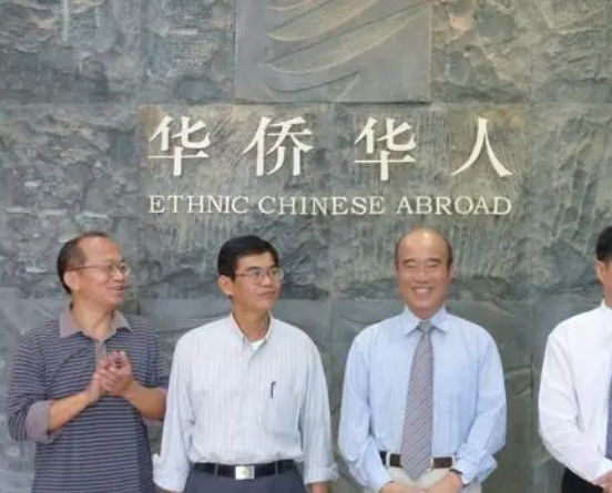 菲律宾怎么拿到华侨身份(华侨身份的优势)