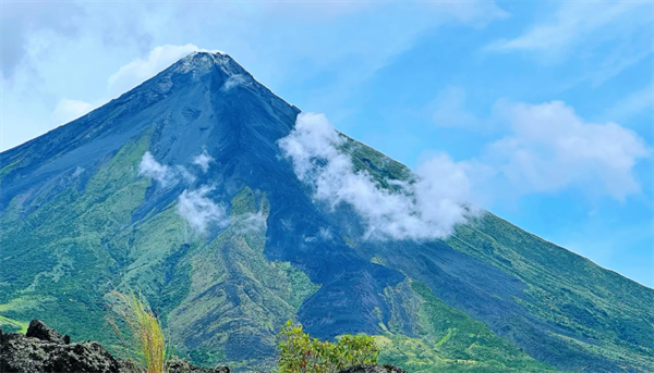 菲律宾火山有哪些(旅游怎么去)