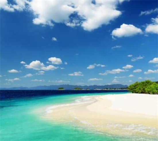  菲律宾白沙滩在哪个岛屿