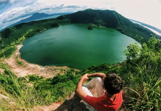  塔尔火山位置详情