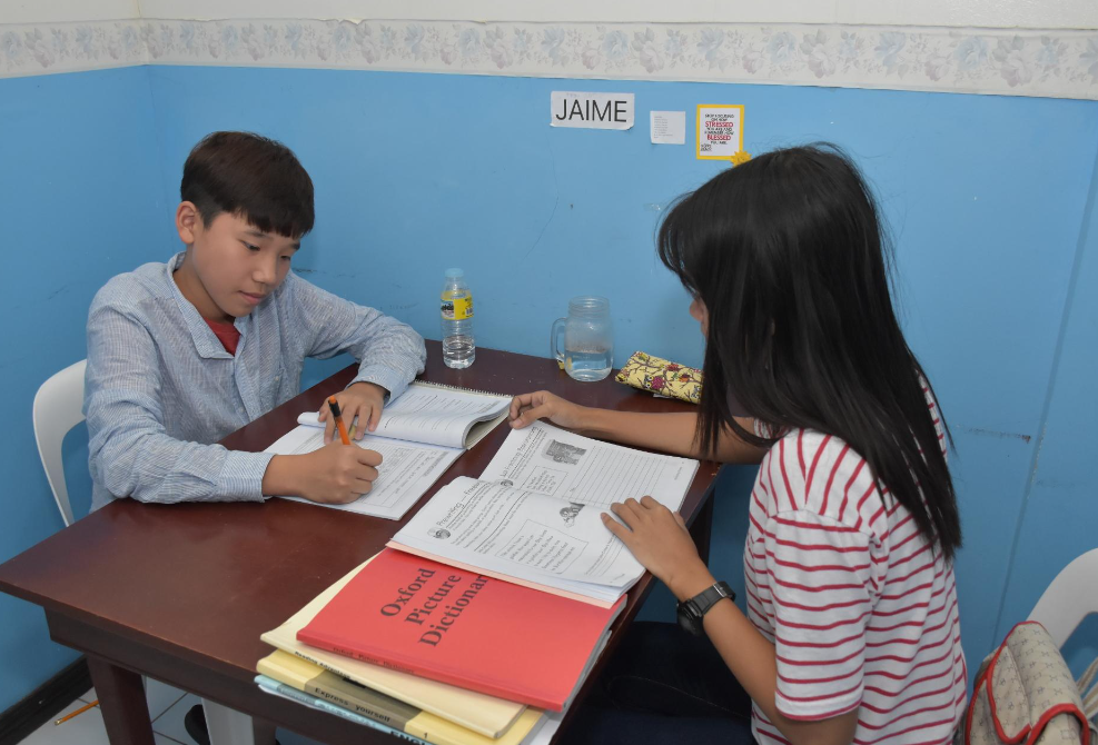 中国人去菲律宾游学能免签吗(游学需要什么)