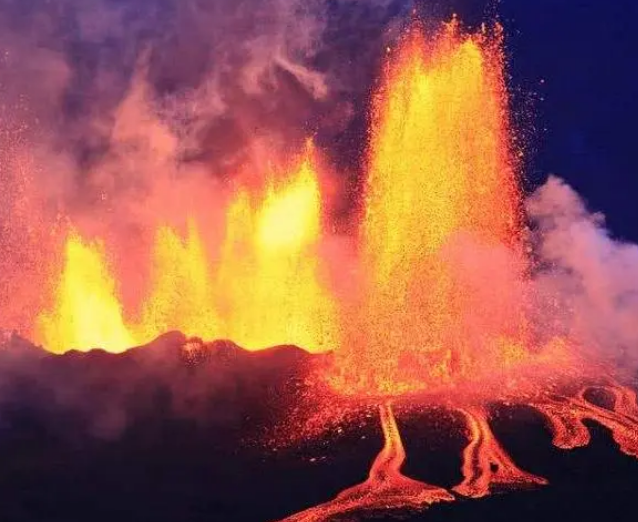 菲律宾马荣火山景色