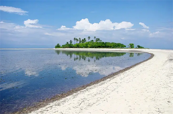 菲律宾白沙滩网红景点
