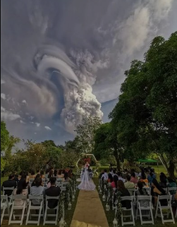 菲律宾塔尔火山24小时之内录得六次火山地震