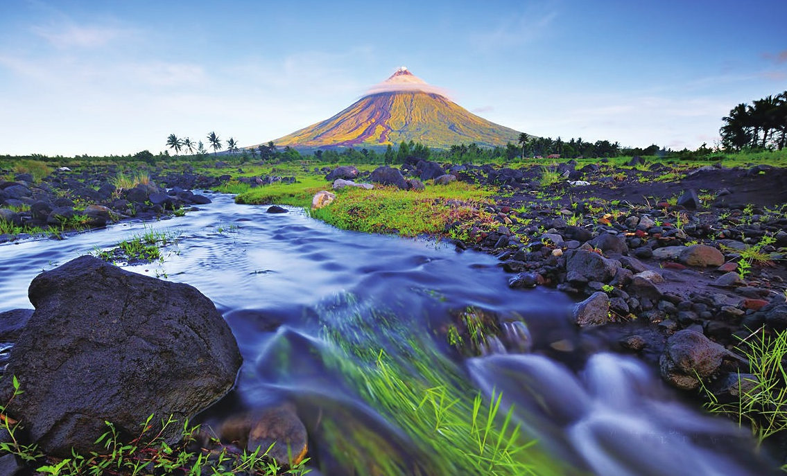 菲律宾马荣火山风景