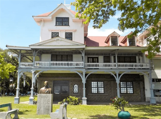 菲律宾宿务留学贵吗(留学<strong>费用</strong>最新汇总)