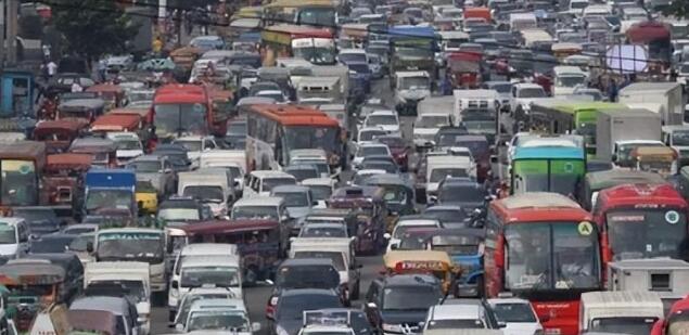 菲律宾首都马尼拉喜提“拥堵最严重城市” 车流量增加25%