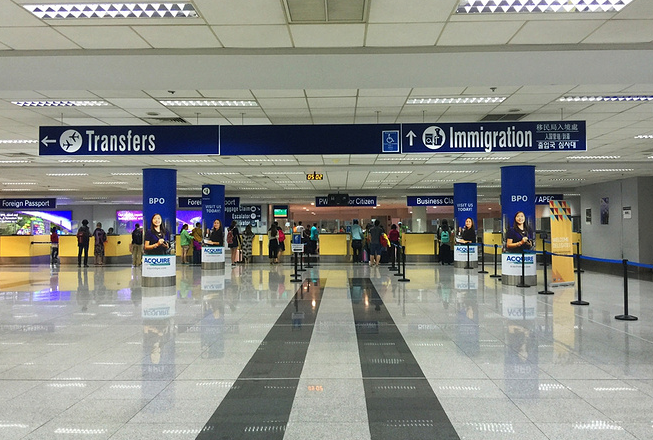 菲律宾马尼拉国际机场惨遭害虫“三连击