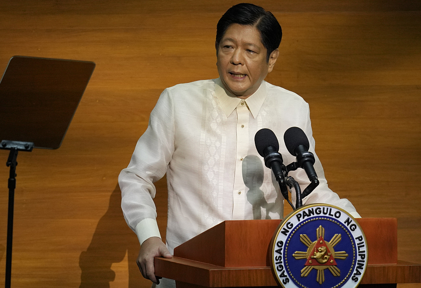 菲律宾总统马科斯树立“人权特别委员会